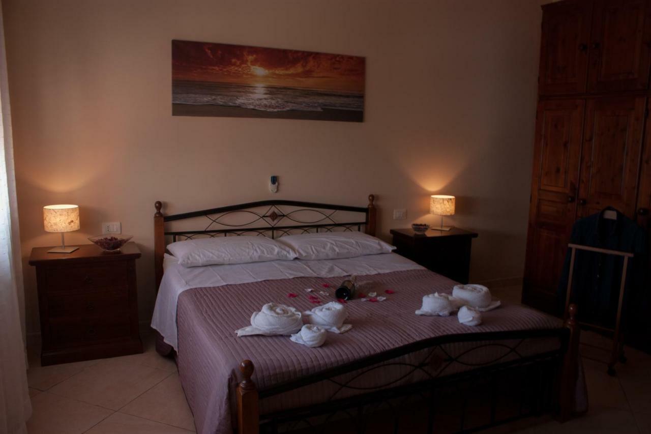 La Terrazza Sul Mare Di Bellavista Villa ปอร์โต เอมเปโดเกล ภายนอก รูปภาพ